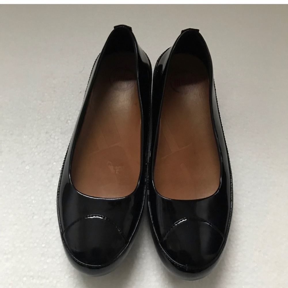 FitFlop Black EU 39 /8-8.5 in very good condition with minimal signs of wear